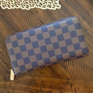Checkered Wallet